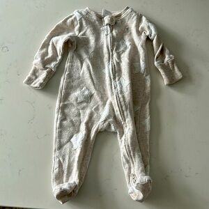 Boys gently used clothing item